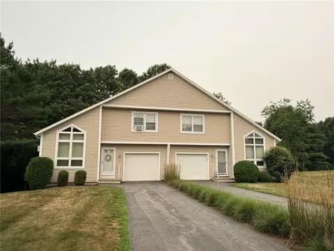 74 Quannacut Rd #A, Westerly, RI 02891