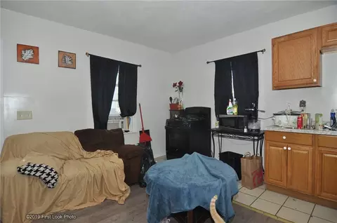Living - 167 2nd Ave, Woonsocket, RI 02895 photo 1 of 5