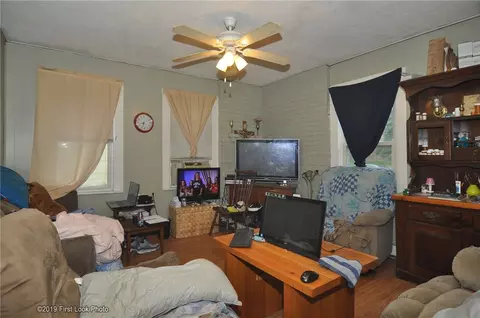 Living - 167 2nd Ave, Woonsocket, RI 02895 photo 5 of 5