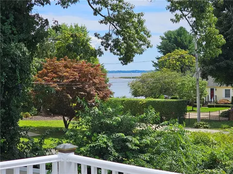 View/Area - 344 Point Ave, Warwick, RI 02889 photo 2 of 5