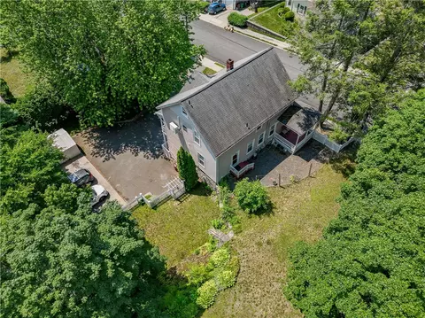 507 Summer St, Woonsocket, RI 02895 photo 7