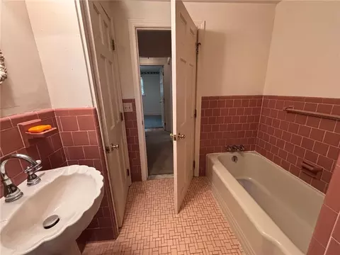 Bath - 66 Bokar St, Warwick, RI 02886 photo 2 of 2