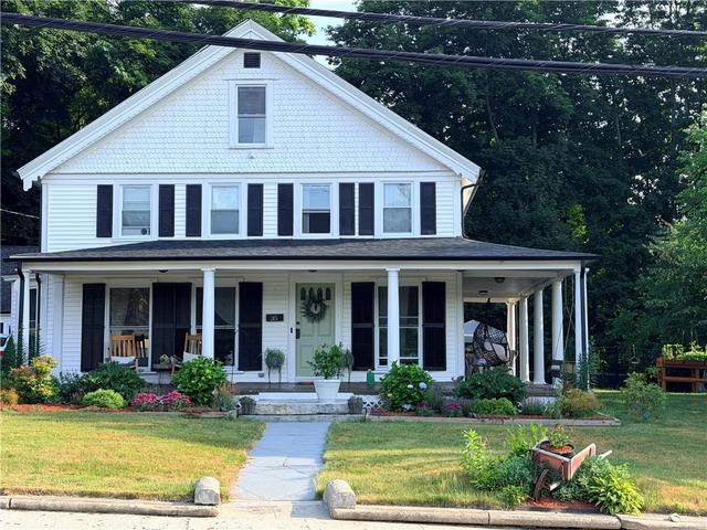 35 High St, Burrillville, RI 02859