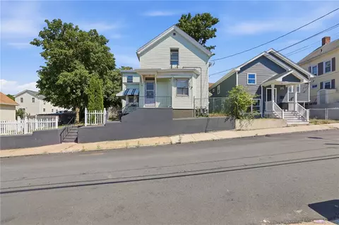119 Chatham St, Providence, RI 02904