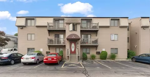 13 Village Ct #13, West Warwick, RI 02893
