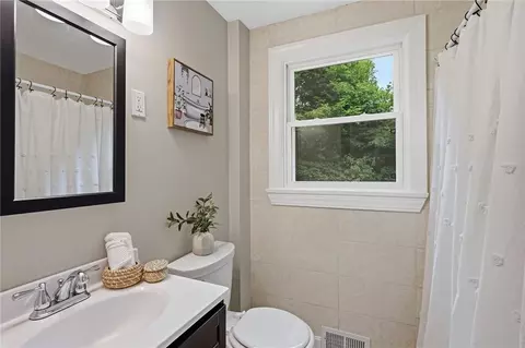 Bath - 53 Benoit St, Coventry, RI 02816 photo 2 of 2