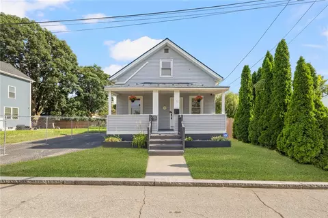 11 Swanton St, Cranston, RI 02910