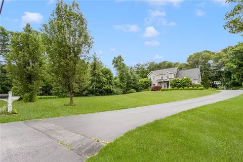 Exterior - 2 Daniel Way, Hope, RI 02831 photo 3 of 15