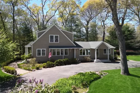 102 Woodbine Rd, South Kingstown, RI 02879