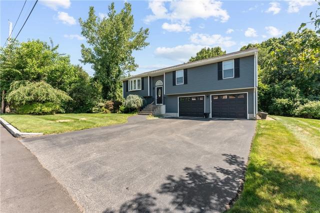 16 Rachella Ct, East Providence, RI 02914