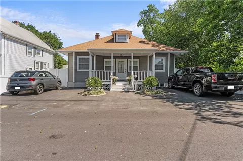 30 Ide Ave, East Providence, RI 02914