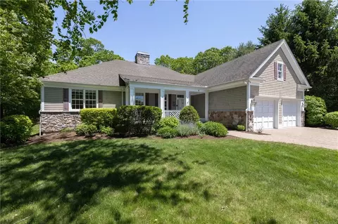 9 Newbury Dr, Westerly, RI 02891