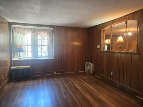 Living - 11 Maple Ave, Westerly, RI 02891 photo 2 of 4
