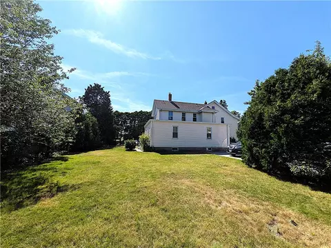 Exterior - 11 Maple Ave, Westerly, RI 02891 photo 3 of 5