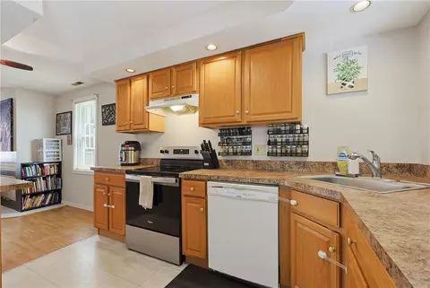 Kitchen - 3399 Post Rd, Warwick, RI 02886 photo 3 of 7