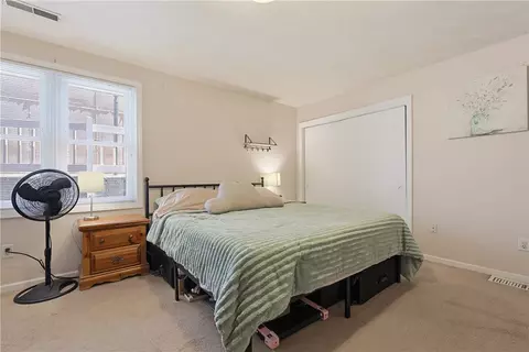 Bedroom - 3399 Post Rd, Warwick, RI 02886 photo 2 of 7