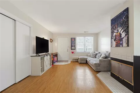 Living - 3399 Post Rd, Warwick, RI 02886 photo 4 of 4