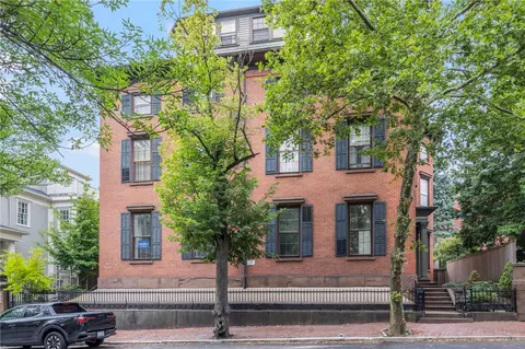 283 Benefit St #E, Providence, RI 02903