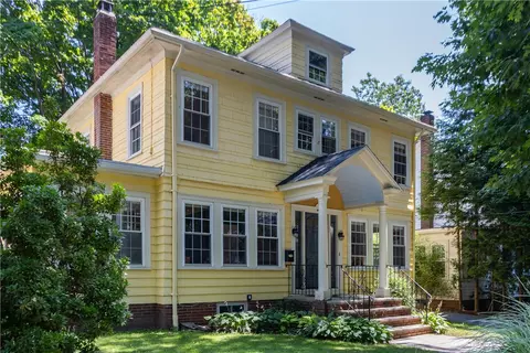 19 Cold Spring St, Providence, RI 02906
