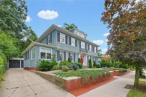 387 Wayland Ave, Providence, RI 02906