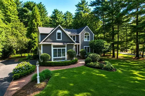 324 Sage Trl, North Kingstown, RI 02852