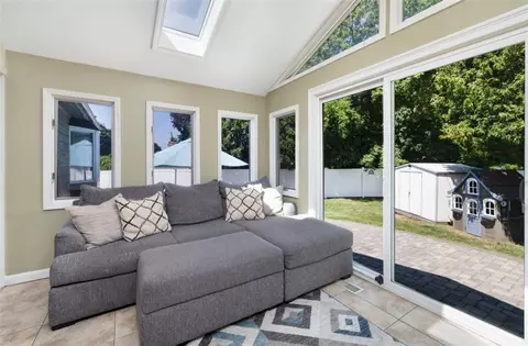 Entry Way - 5 Halsey Rd, Woonsocket, RI 02895 photo 1 of 2