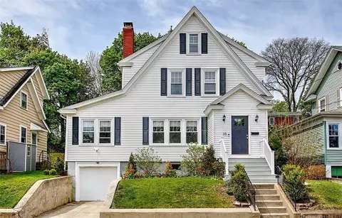 35 Sheffield Ave, Pawtucket, RI 02860