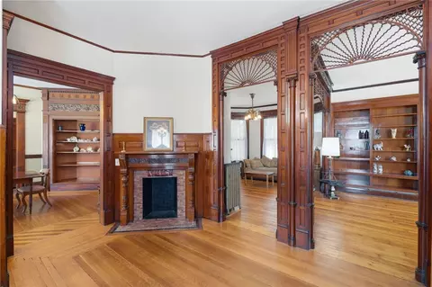 Entry Way - 473 S Main St, Woonsocket, RI 02895 photo 2 of 5