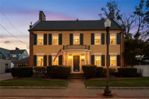 43 Armistice Blvd, Pawtucket, RI 02860