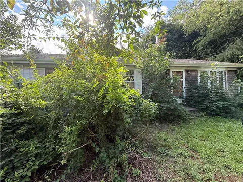 54 Narragansett Blvd, Portsmouth, RI 02871