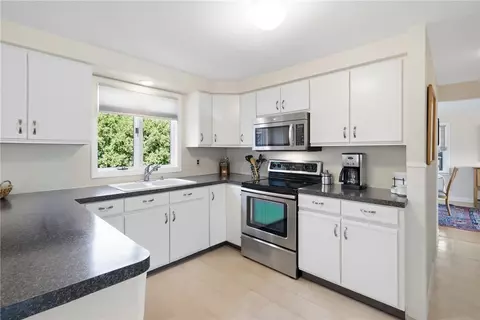 Kitchen - 19 Crowfield Dr, Warwick, RI 02888 photo 1 of 2