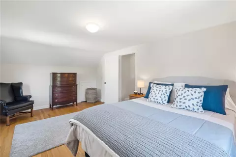 Bedroom - 19 Crowfield Dr, Warwick, RI 02888 photo 1 of 3