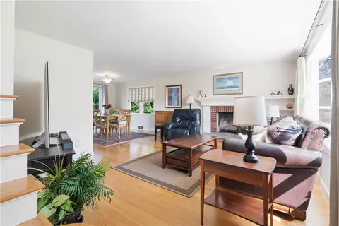 Other - 19 Crowfield Dr, Warwick, RI 02888 photo 1 of 7