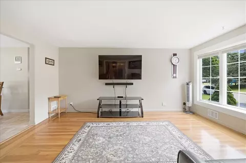 Living - 270 Douglas Rd, Warwick, RI 02886 photo 2 of 3