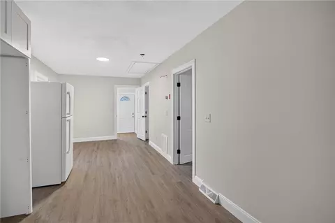 Entry Way - 68 Uncas St, Warwick, RI 02889 photo 12 of 14