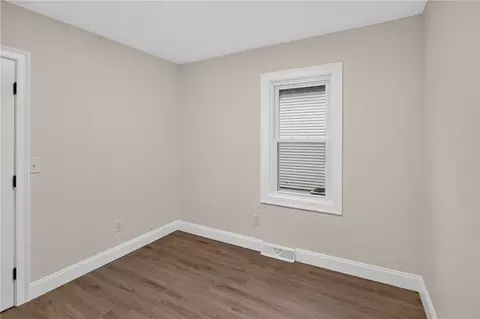 Bedroom - 68 Uncas St, Warwick, RI 02889 photo 2 of 11