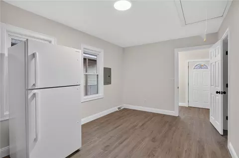 Entry Way - 68 Uncas St, Warwick, RI 02889 photo 14 of 14