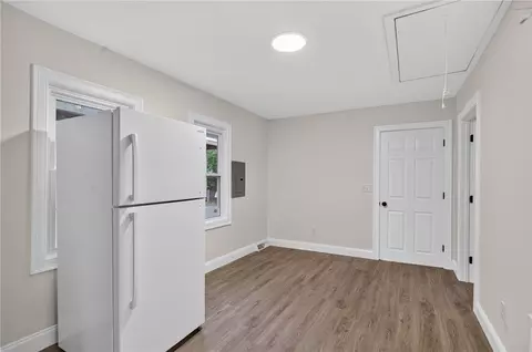 Entry Way - 68 Uncas St, Warwick, RI 02889 photo 11 of 14
