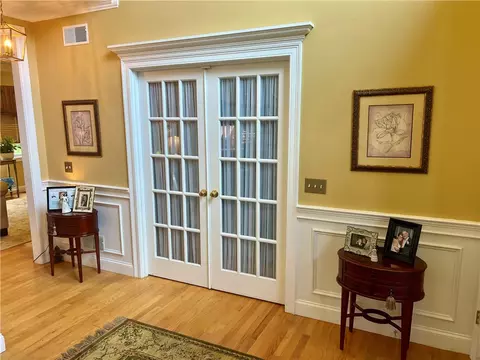 Entry Way - 35 E Lantern Rd, Smithfield, RI 02917 photo 6 of 9