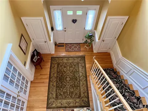 Entry Way - 35 E Lantern Rd, Smithfield, RI 02917 photo 4 of 9