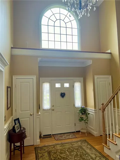 Entry Way - 35 E Lantern Rd, Smithfield, RI 02917 photo 7 of 9