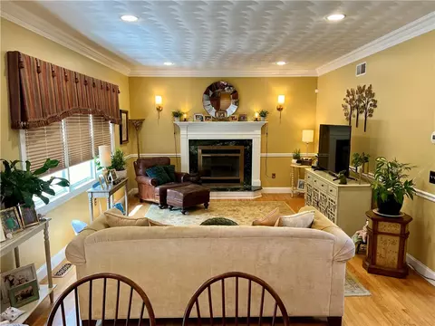 Living - 35 E Lantern Rd, Smithfield, RI 02917 photo 1 of 4
