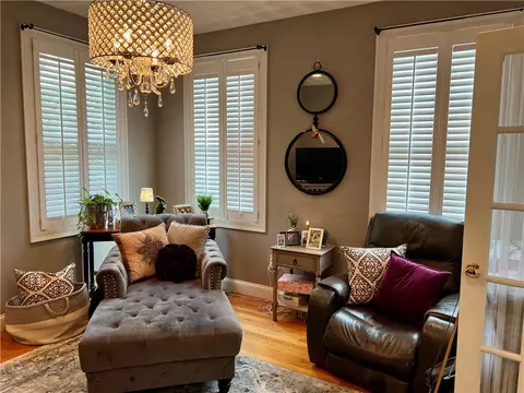 Living - 35 E Lantern Rd, Smithfield, RI 02917 photo 3 of 4