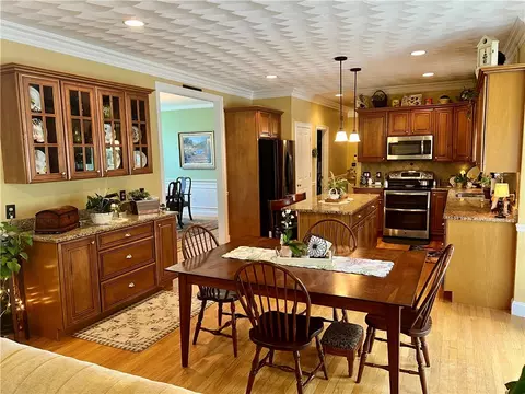 Kitchen - 35 E Lantern Rd, Smithfield, RI 02917 photo 2 of 4