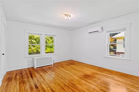 Bedroom - 544 Harris Ave, Woonsocket, RI 02895 photo 3 of 5