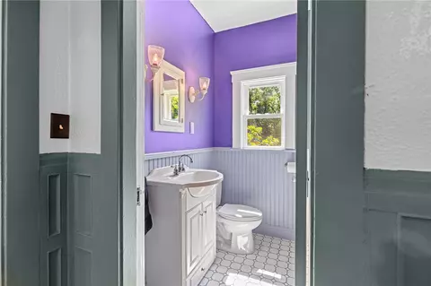 Bath - 544 Harris Ave, Woonsocket, RI 02895 photo 1 of 4