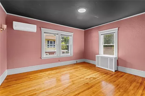 Bedroom - 544 Harris Ave, Woonsocket, RI 02895 photo 2 of 5