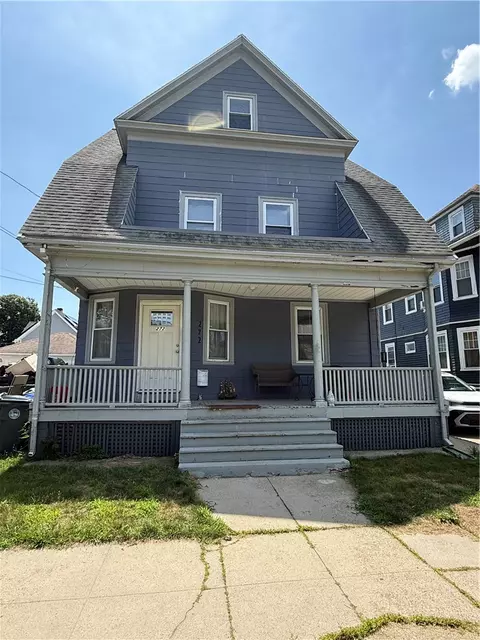 272 Washington Ave, Providence, RI 02905