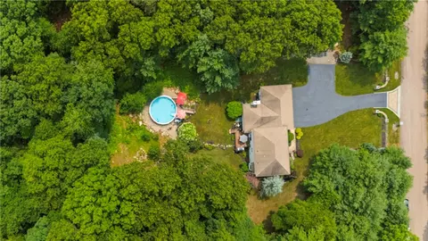 View/Area - 8 Aster Ln, Hope, RI 02831 photo 1 of 2