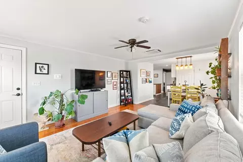 41 Rochambeau Ave, Providence, RI 02906